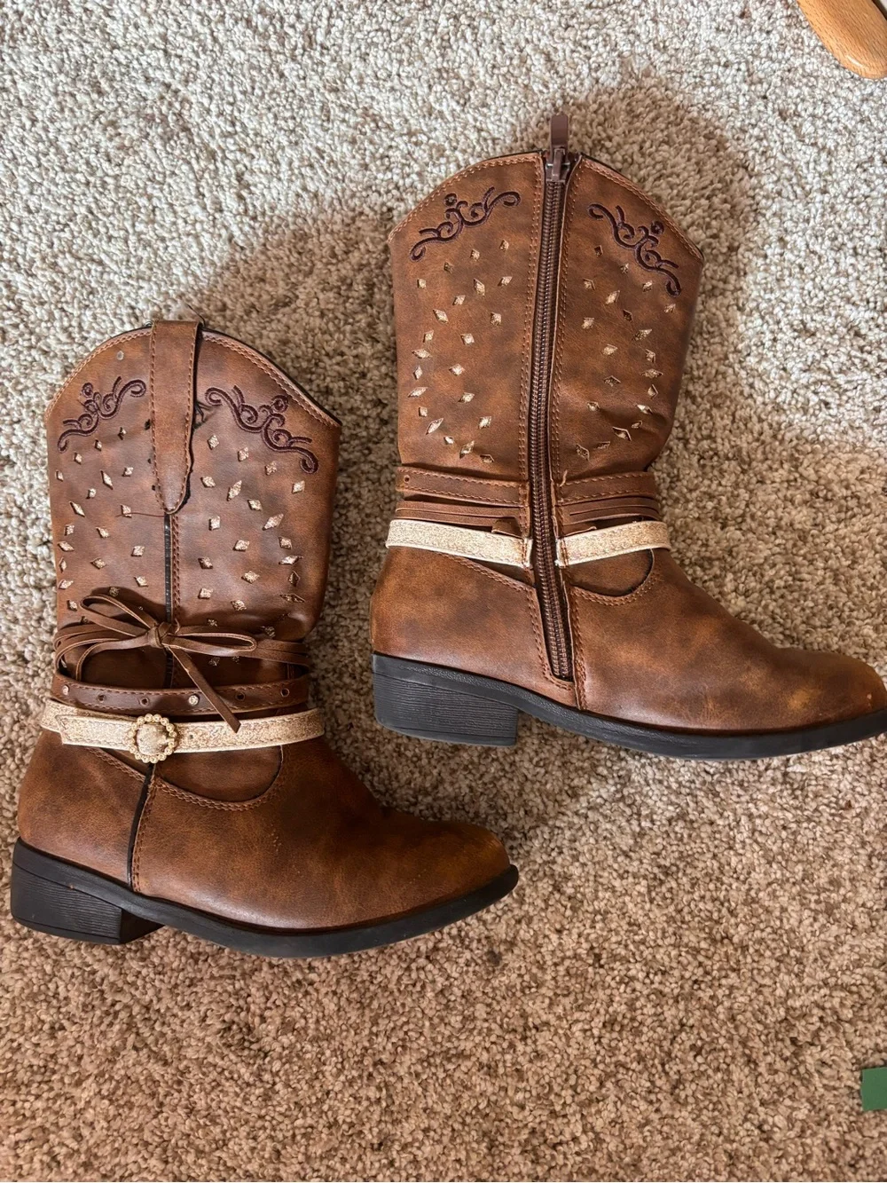 Girls Brown Western Pull-On Boots with Decorative Studs and Straps